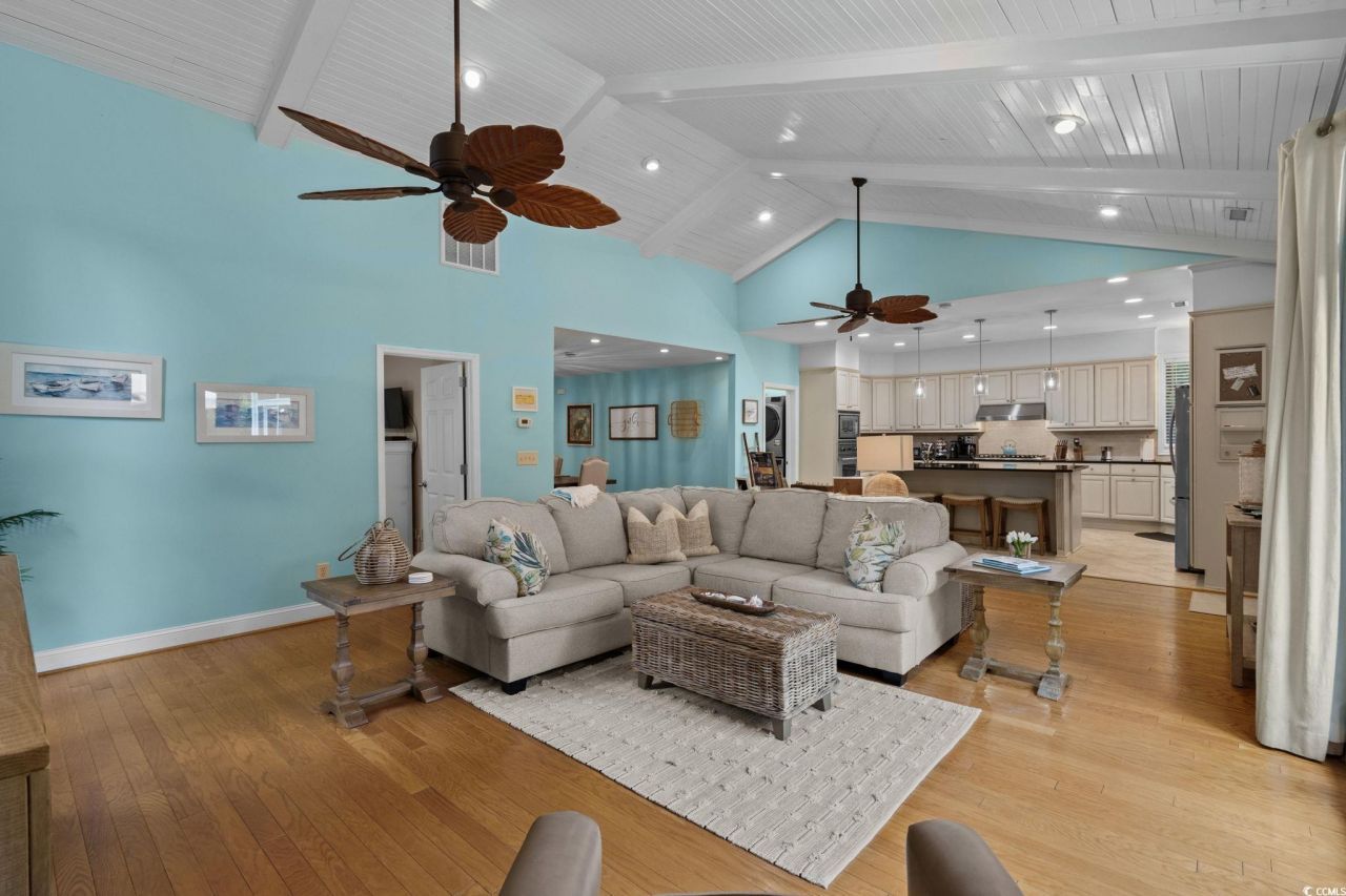 346 Middleton Dr. Photo 10