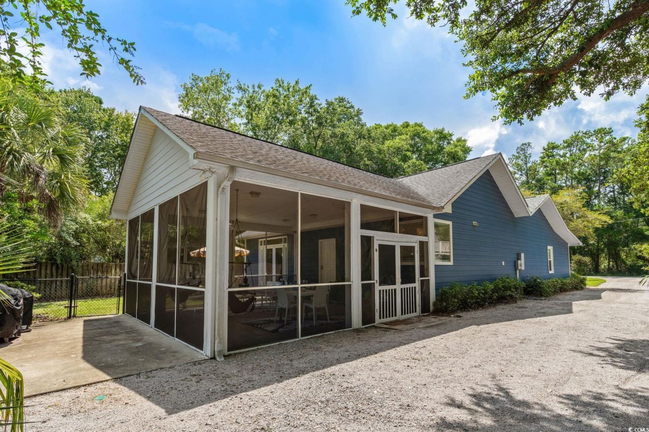 346 Middleton Dr. Photo 24