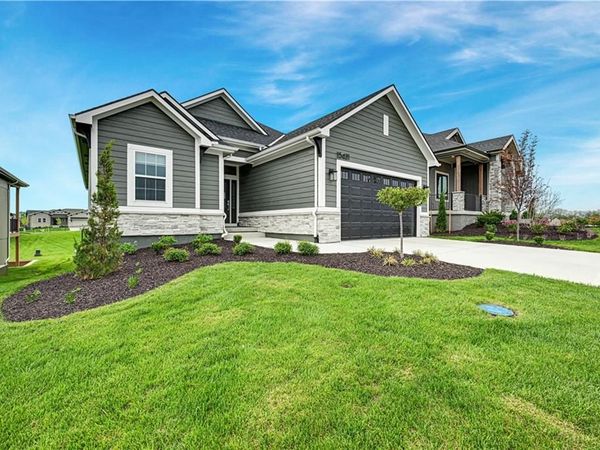 15431 W 161st Street, Olathe, KS 66062