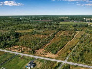 V/L Barnum Road, Akron, NY 14001