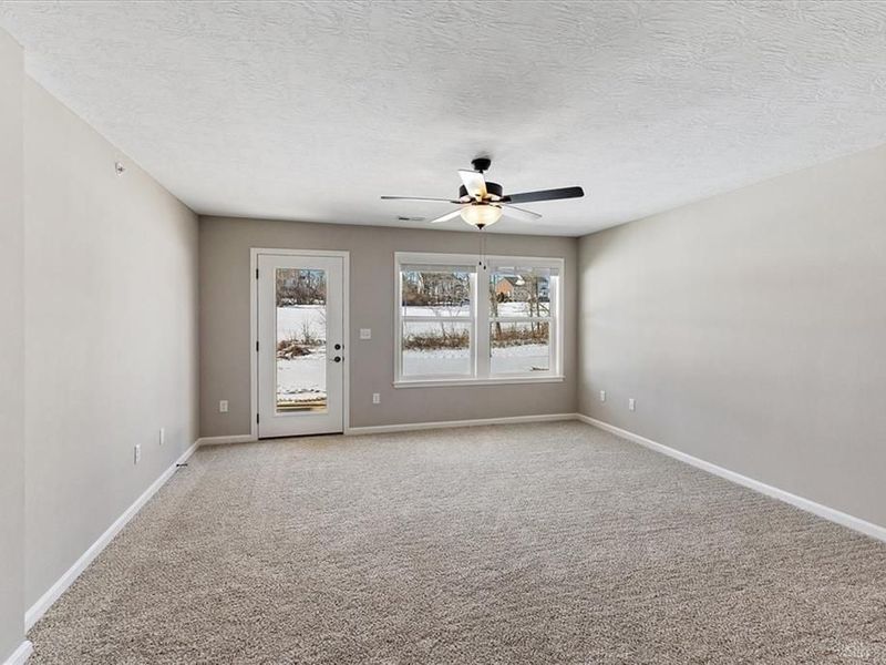 2735 Golden Leaf Drive, Unit 18-202, Beavercreek, OH 45431 Photo 5