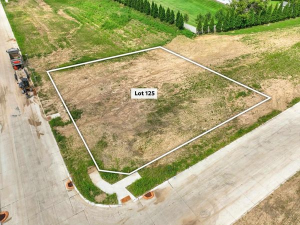 Lot 125 Edenbrook Lane, Dubuque, IA 52003