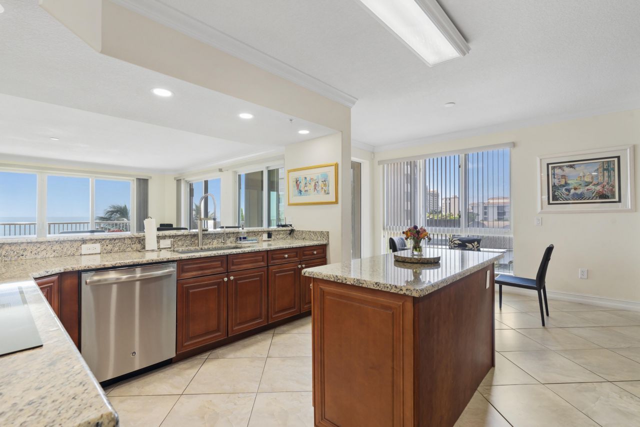 4180 N Highway A1a, Unit 305b, Hutchinson Island, FL 34949 Photo