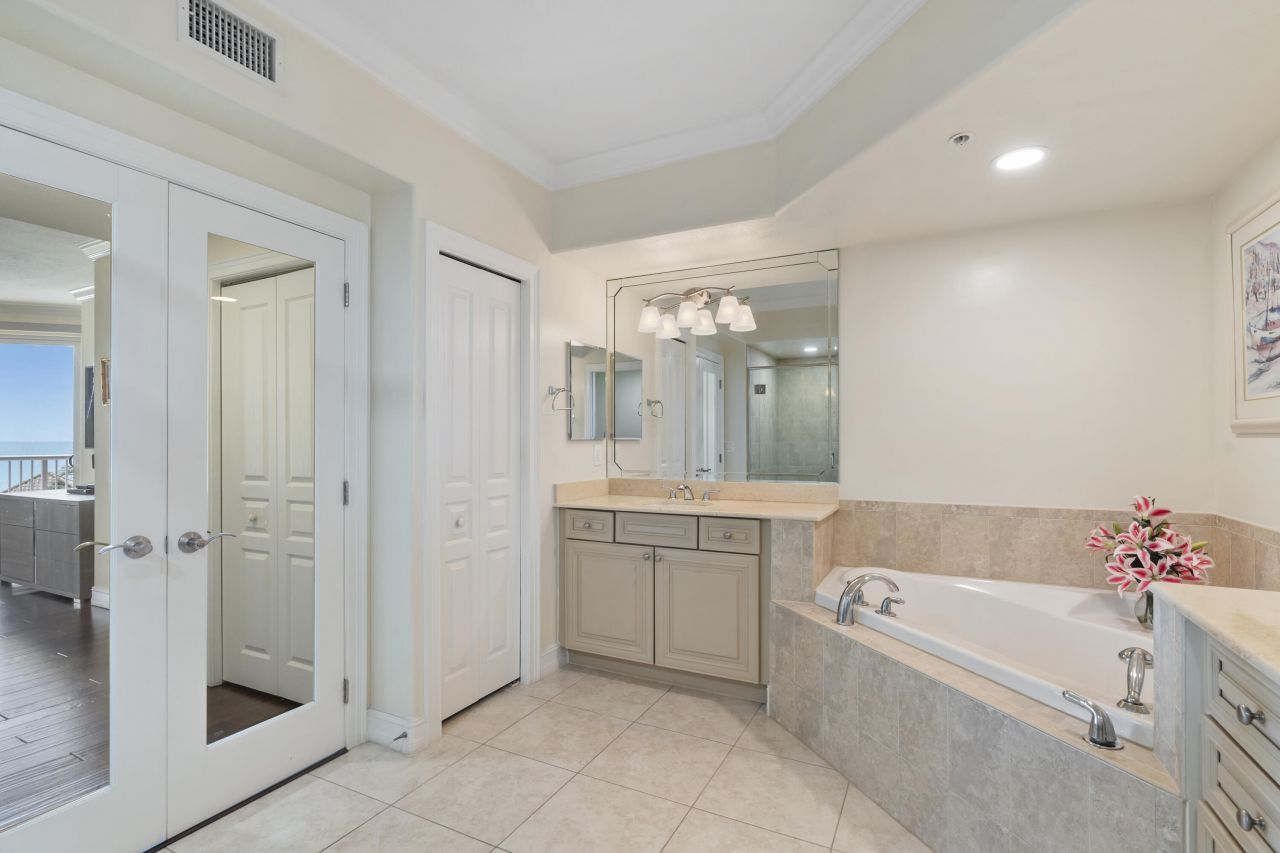 4180 N Highway A1a, Unit 305b, Hutchinson Island, FL 34949 Photo