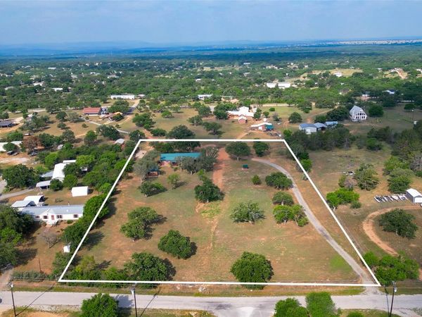 1503 Roselea DR, Buchanan Dam, TX 78609