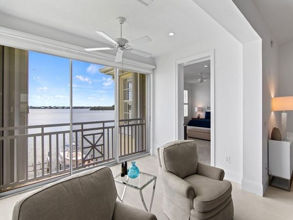 1890 Tarpon Lane, Unit 302, Vero Beach, FL 32960