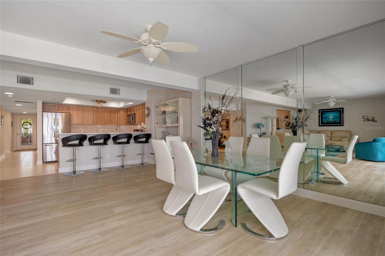 1601 Park Beach Circle, Unit 114, Punta Gorda, FL 33950 Photo