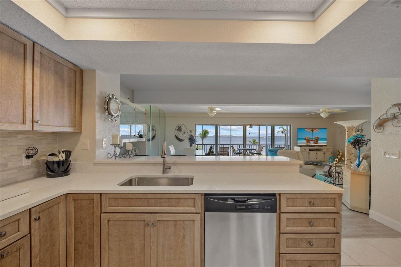 1601 Park Beach Circle, Unit 114, Punta Gorda, FL 33950 Photo