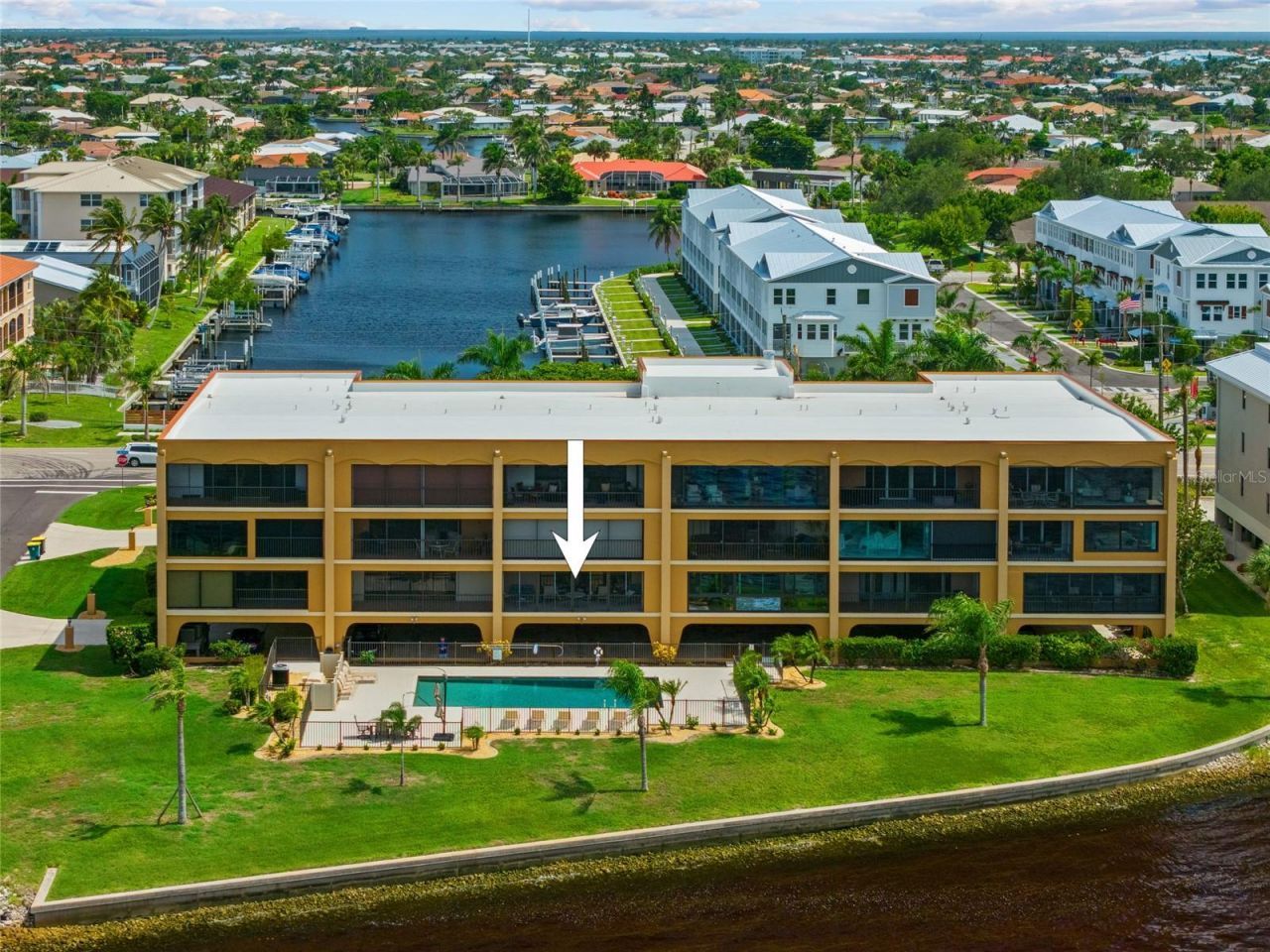 1601 Park Beach Circle, Unit 114, Punta Gorda, FL 33950 Photo