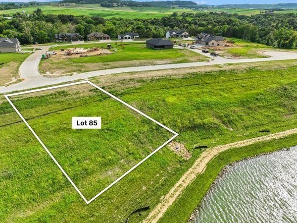 Lot 85 Waterbridge Lane, Dubuque, IA 52003