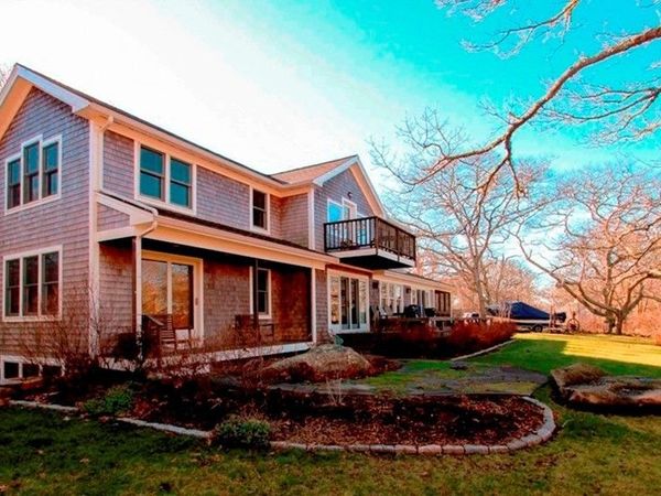 27 Beach Plum Lane, Chilmark, MA 02535