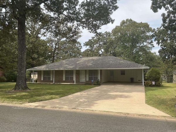 1204 Cypress, Crossett, AR 71635