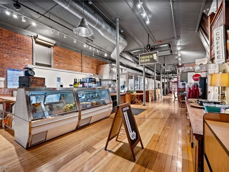 144 W Liberty Street, Wooster, OH 44691 Photo 9