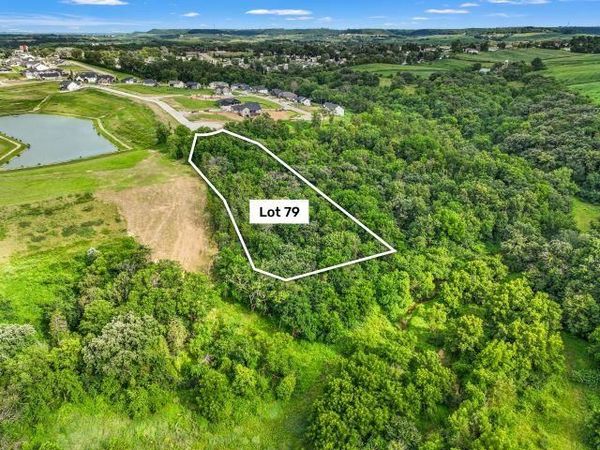 Lot 79 Waterbridge Lane, Dubuque, IA 52003