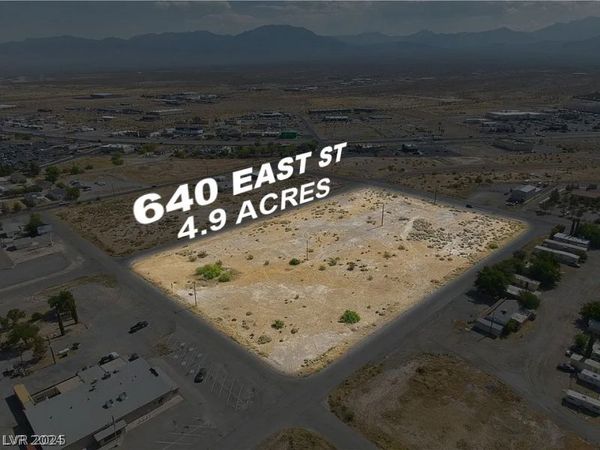 640 East Street, Pahrump, NV 89048