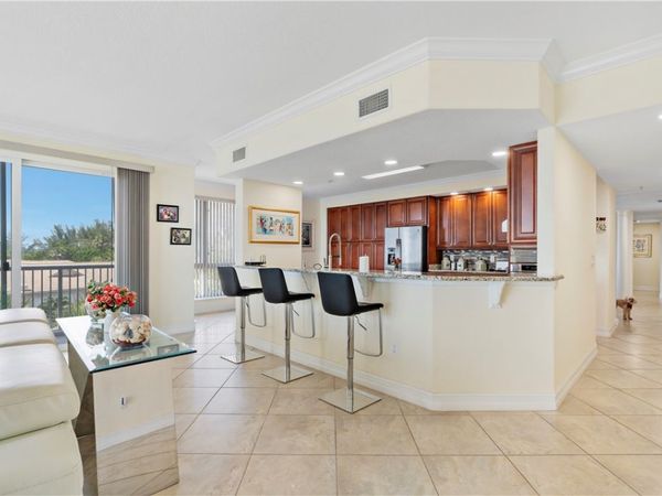 4180 N A1A Highway, Unit 305B, Hutchinson Island, FL 34949