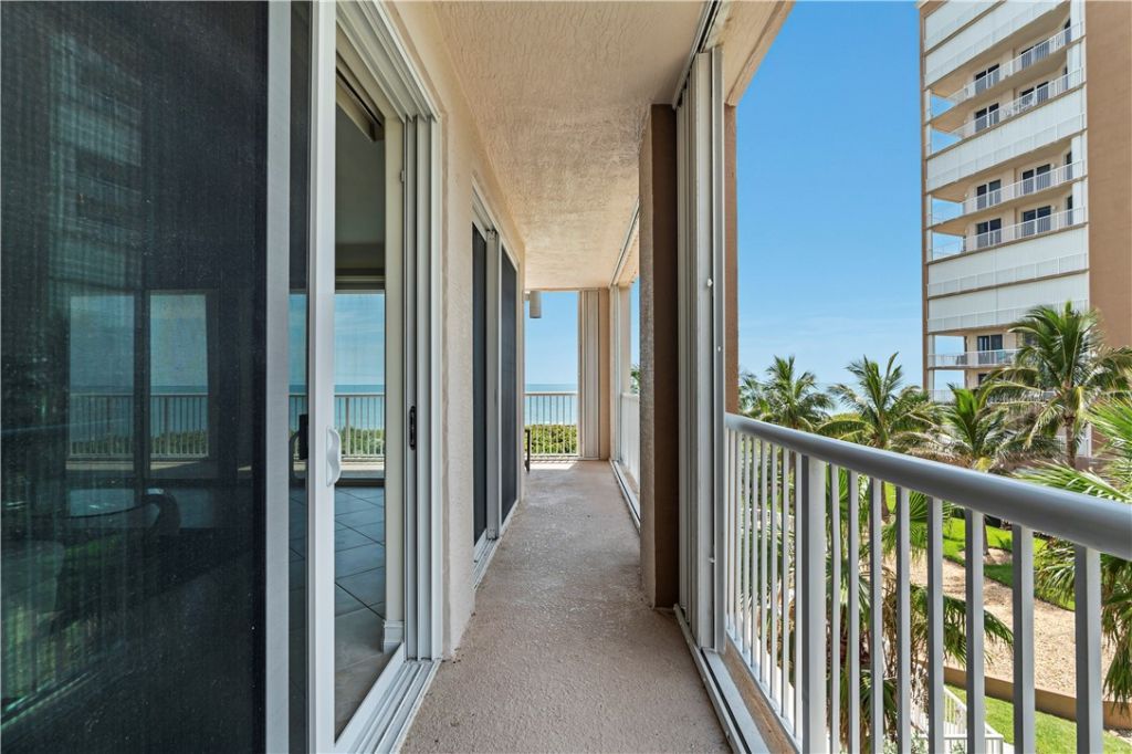 4180 N A1a Highway, Unit 305B, Hutchinson Island, FL 34949 Photo