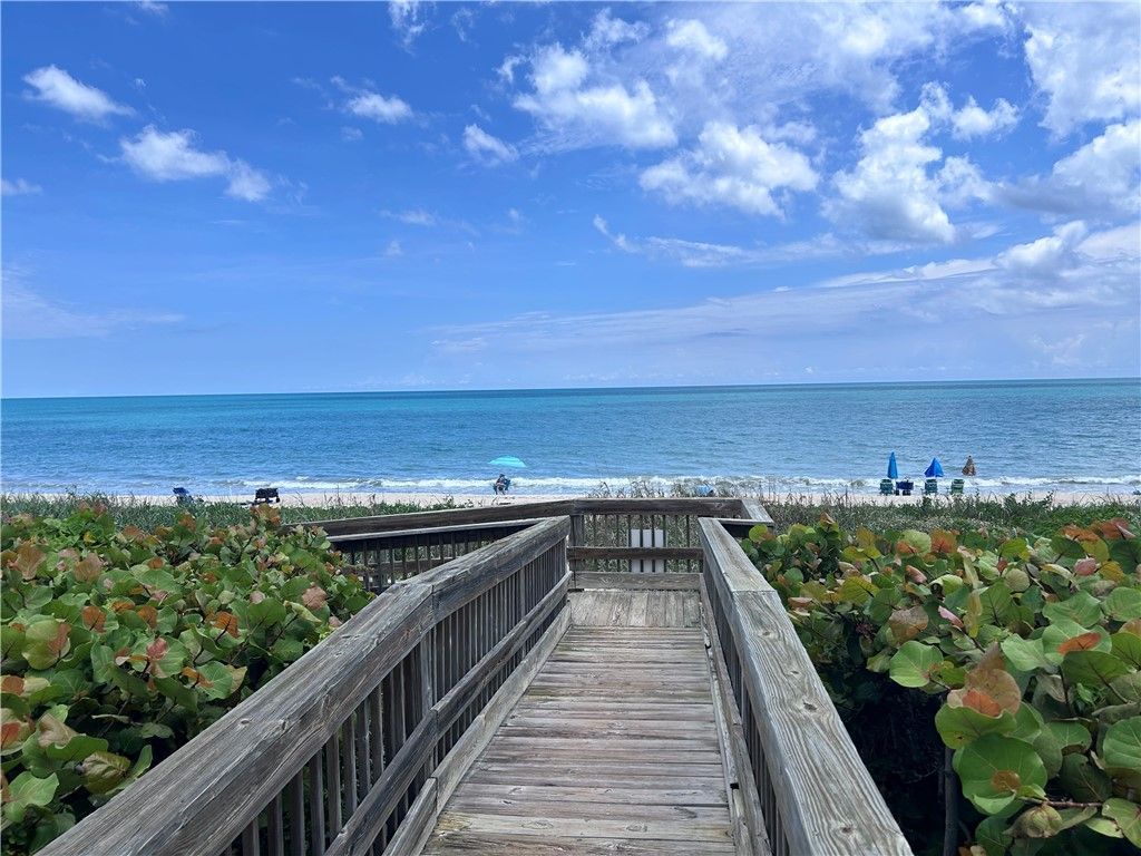 4180 N A1a Highway, Unit 305B, Hutchinson Island, FL 34949 Photo