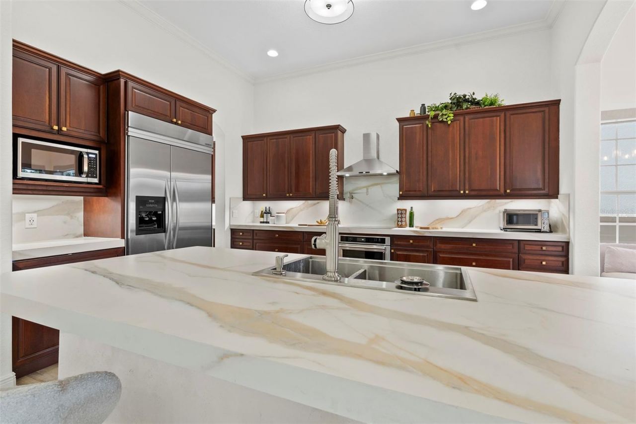 6123 Yeats Manor Drive, Tampa, FL 33616 Photo