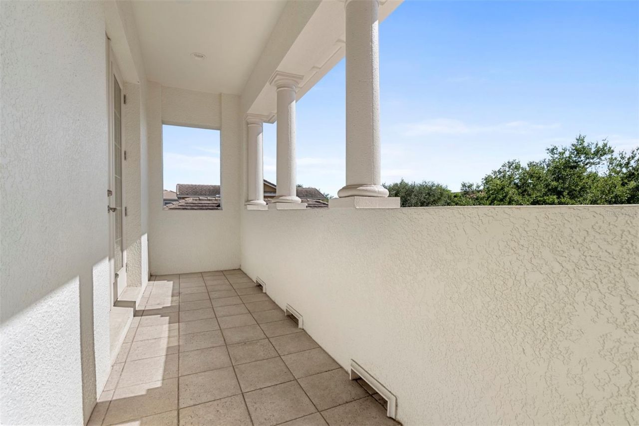 6123 Yeats Manor Drive, Tampa, FL 33616 Photo