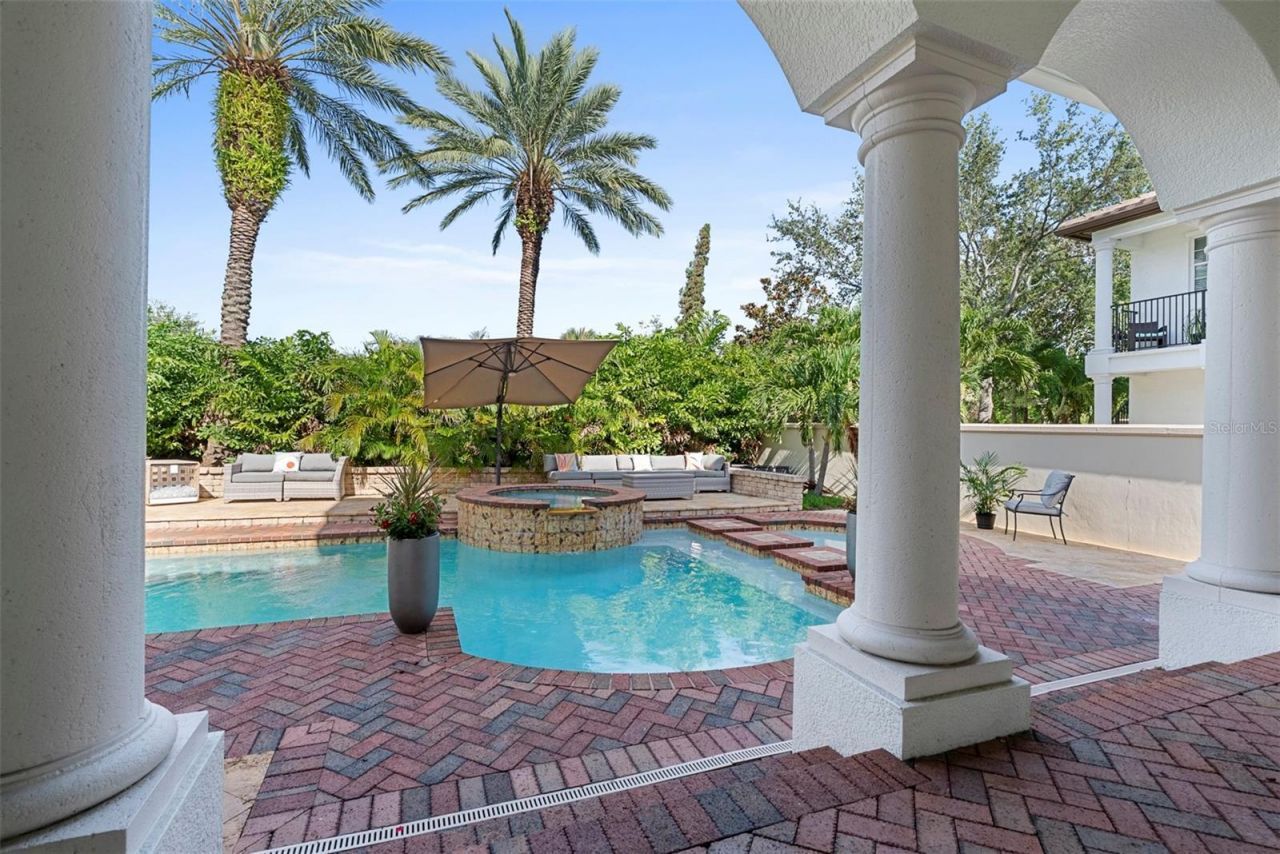 6123 Yeats Manor Drive, Tampa, FL 33616 Photo
