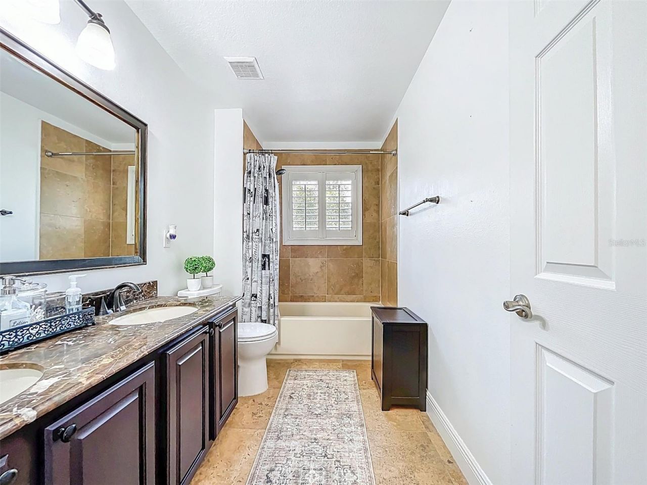 18142 Regents Square Drive, Tampa, FL 33647 Photo