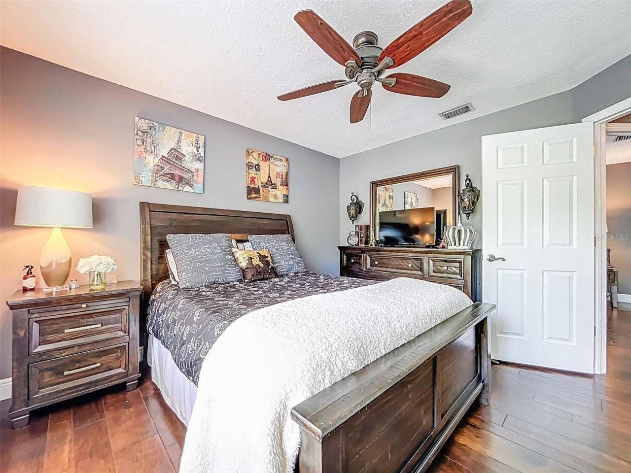 18142 Regents Square Drive, Tampa, FL 33647 Photo