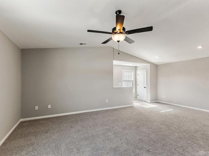 2727 Golden Leaf Drive, Unit 18-300, Beavercreek, OH 45431 Photo 7