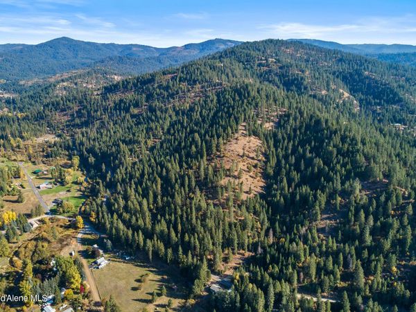 NKA W Wolfs Lodge, Coeur d'Alene, ID 83814