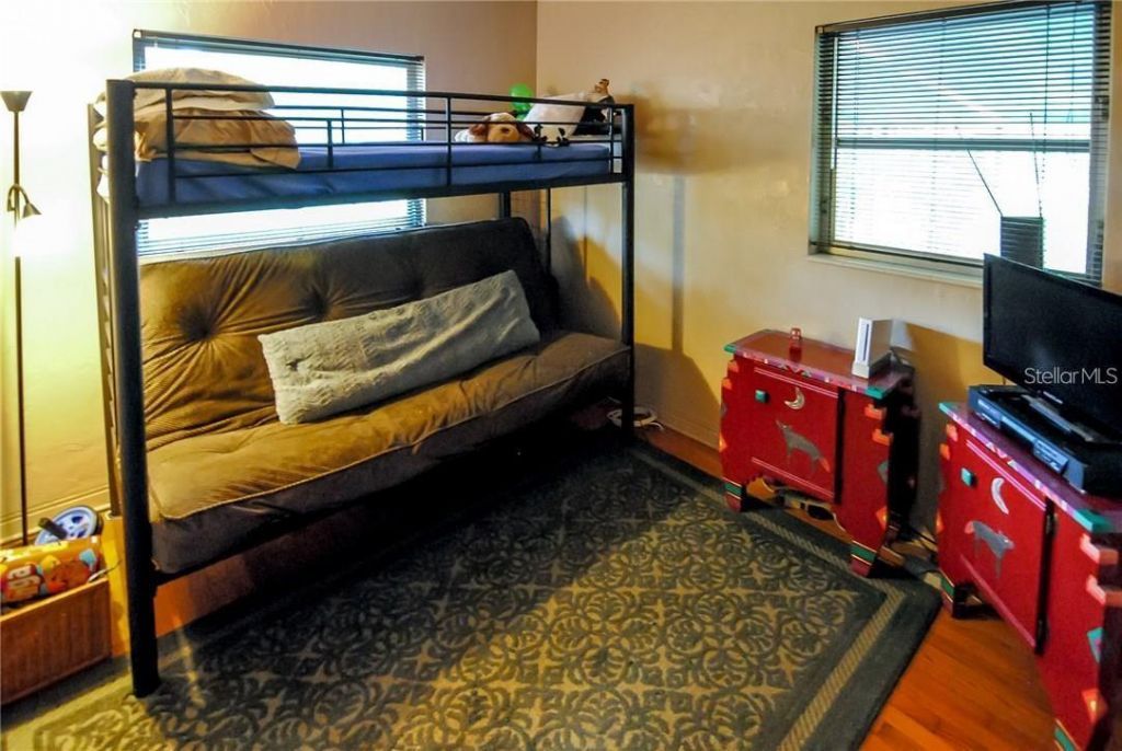 2110 Fairway Avenue S, Saint Petersburg, FL 33712 Photo