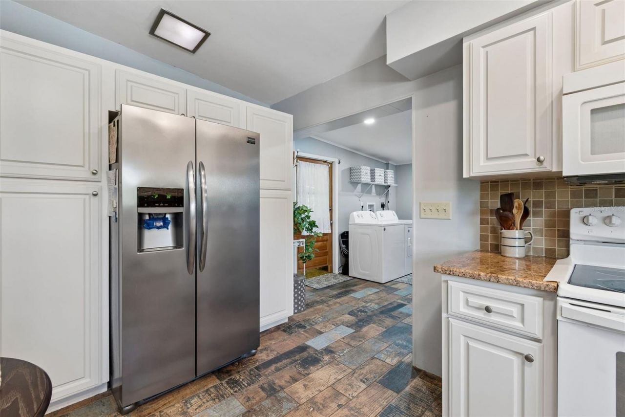2110 Fairway Avenue S, Saint Petersburg, FL 33712 Photo