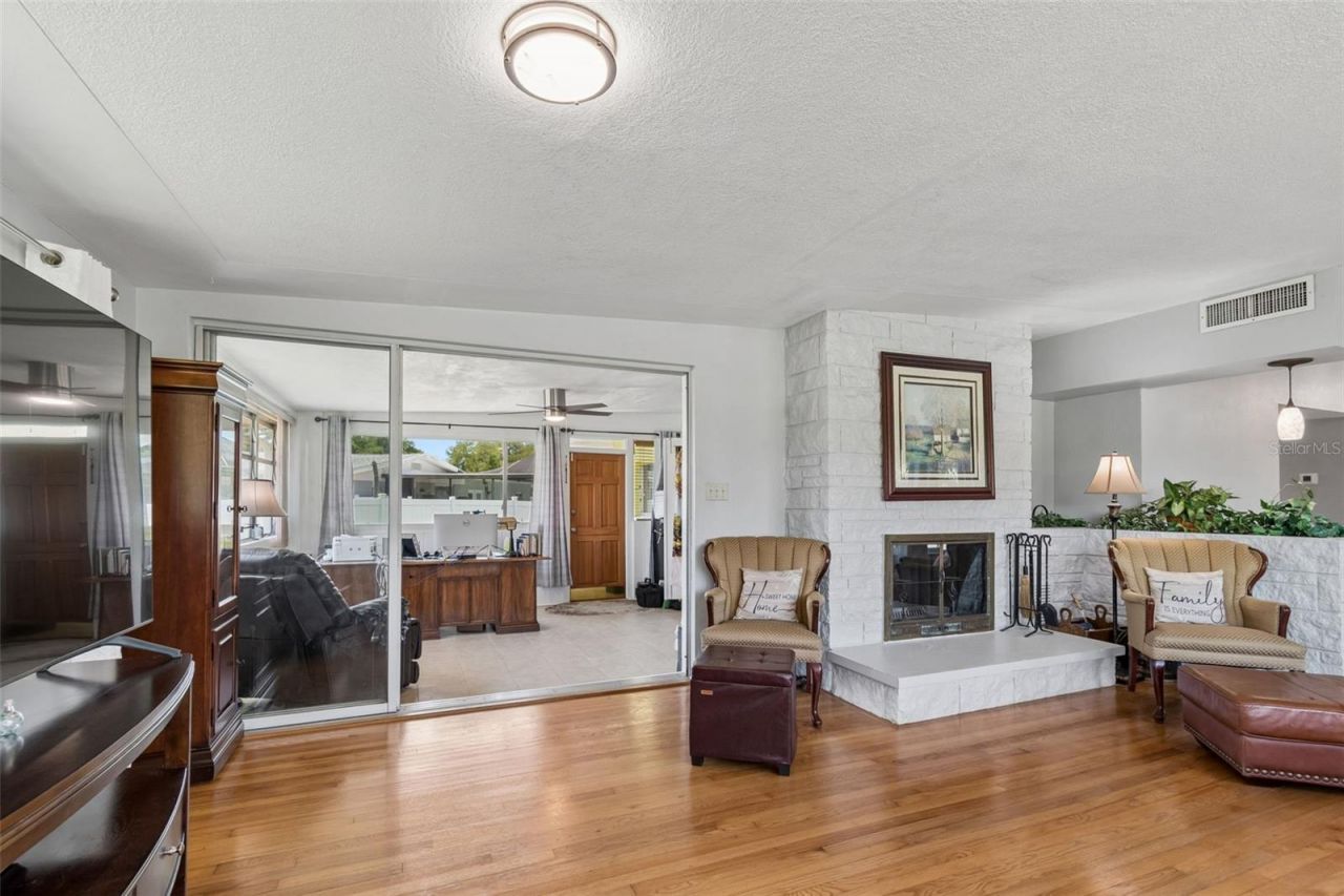 2110 Fairway Avenue S, Saint Petersburg, FL 33712 Photo