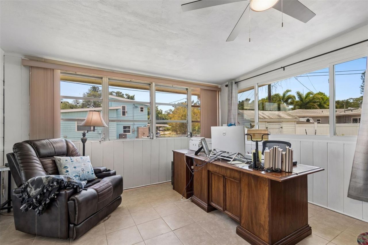 2110 Fairway Avenue S, Saint Petersburg, FL 33712 Photo