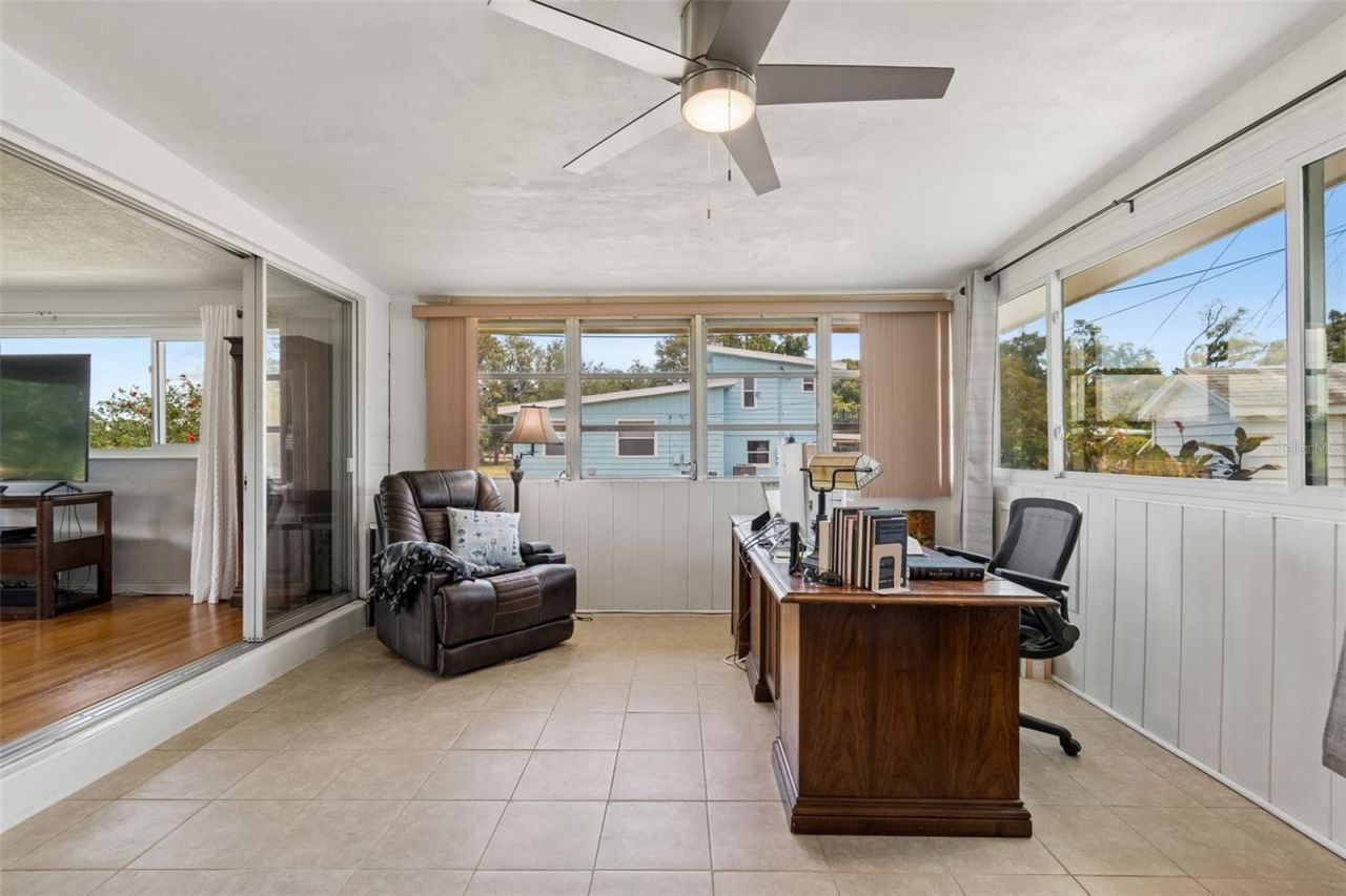 2110 Fairway Avenue S, Saint Petersburg, FL 33712 Photo