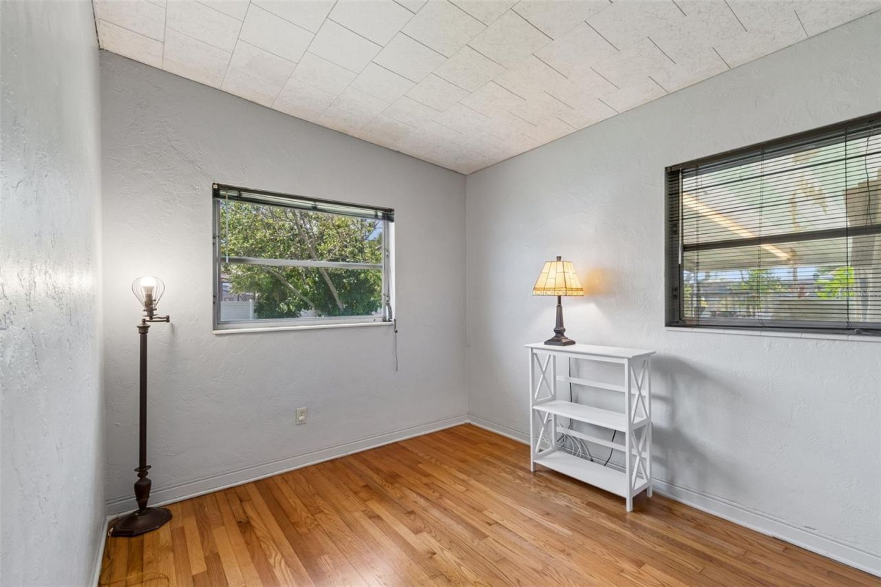2110 Fairway Avenue S, Saint Petersburg, FL 33712 Photo