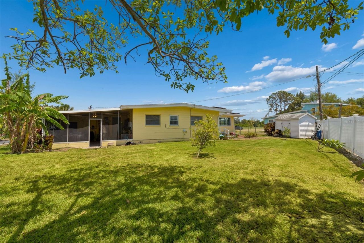 2110 Fairway Avenue S, Saint Petersburg, FL 33712 Photo