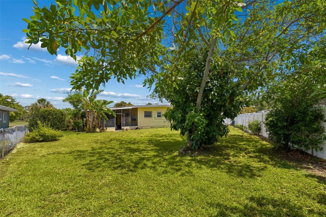 2110 Fairway Avenue S, Saint Petersburg, FL 33712 Photo