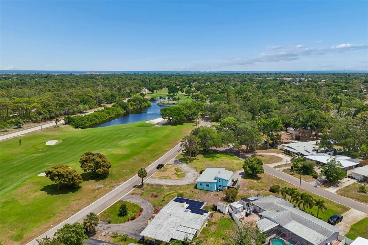 2110 Fairway Avenue S, Saint Petersburg, FL 33712 Photo