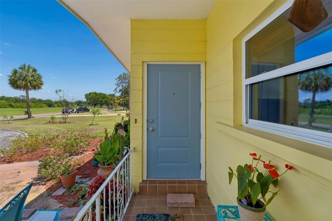 2110 Fairway Avenue S, Saint Petersburg, FL 33712 Photo