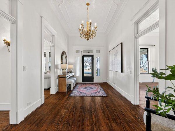 509 W Austin St, Fredericksburg, TX 78624