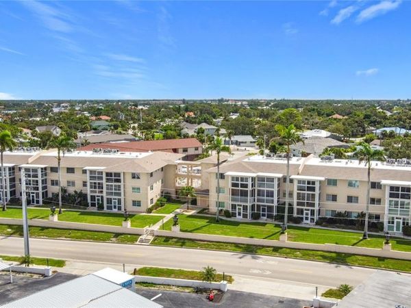 200 THE ESPLANADE  N, Unit B22, VENICE, FL 34285