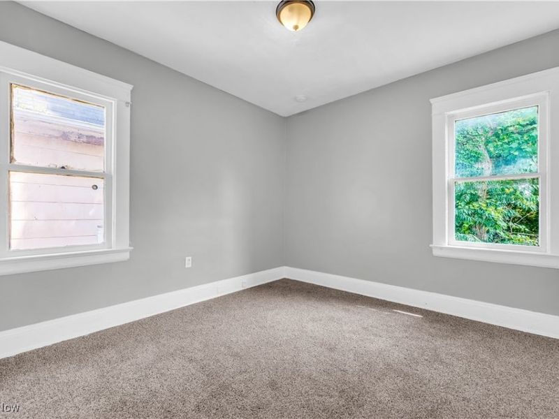 14106 Sylvia Avenue, Cleveland, OH 44110 Photo 23