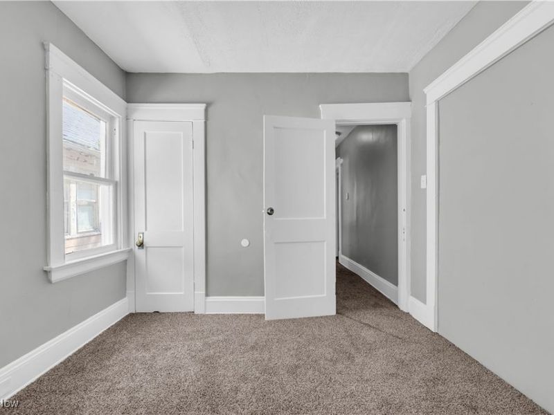 14106 Sylvia Avenue, Cleveland, OH 44110 Photo 28