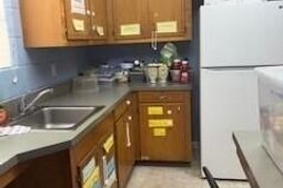 1151 Henley Street photo 4