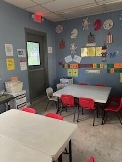 1151 Henley Street Photo 4