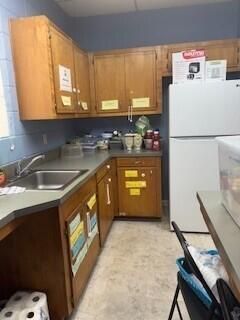 1151 Henley Street Photo 8