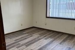 536 Broughton Street photo 4