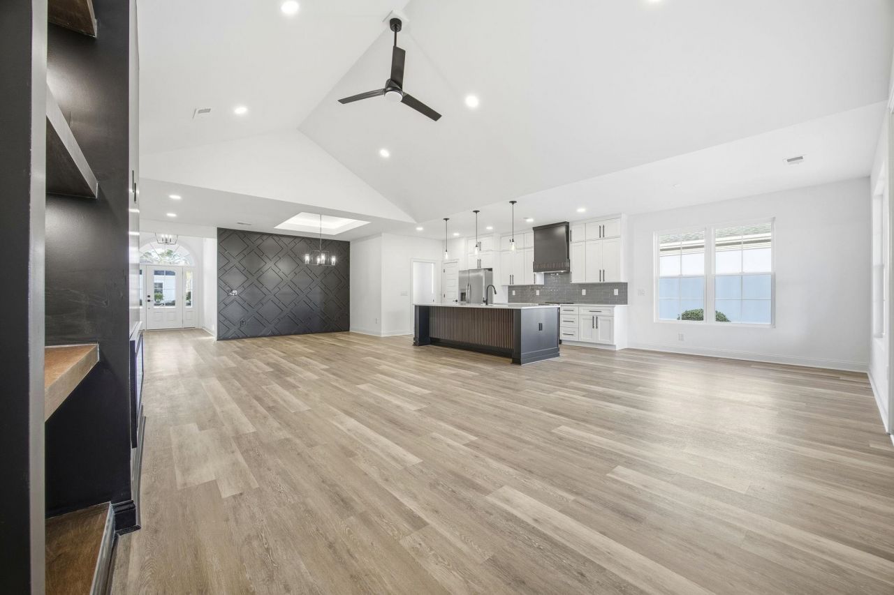 620 Barona Dr. Photo 10