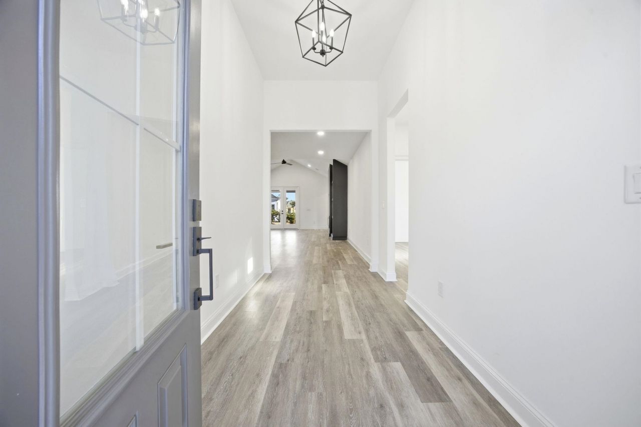 620 Barona Dr. Photo 5