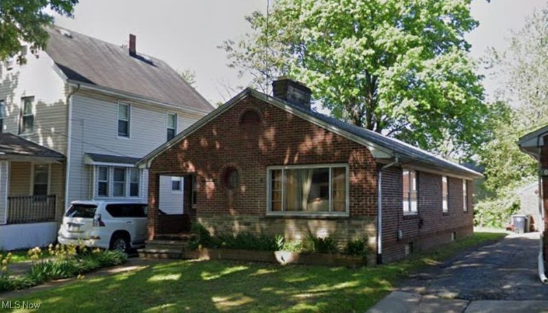 1094 Dietz Avenue, Akron, OH 44301 Main Photo